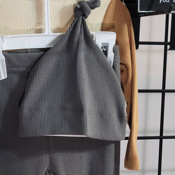 Mario Lopez Baby 3-Piece Set - Stylish Bodysuit and Pants for Newborns (0-3M) - Picture 5 of 9